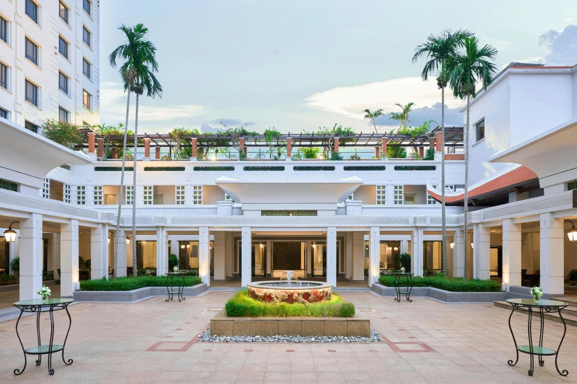 Sheraton Hanoi Hotel Екстериор снимка